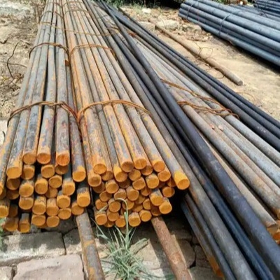 Good price 5mm ~ 200mm Oppervlakte van de het Lassen Milde Legering van de Koolstofstaalbar ASTM C45 S4c Ck45 de Naadloze eindigen online