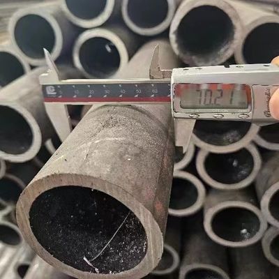Circulaire holle sectie warmgewalste stalen buizen Zwarte afwerking voor superieure sterkte