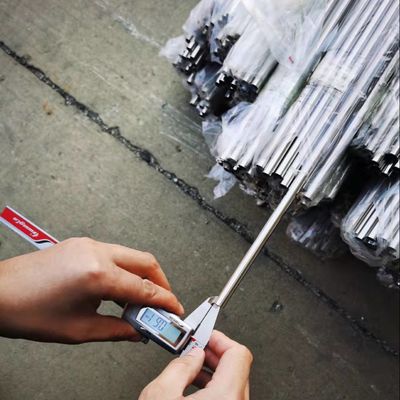 Goede prijs. 304 316L 410 420 201 Roestvrijstalen buizen online